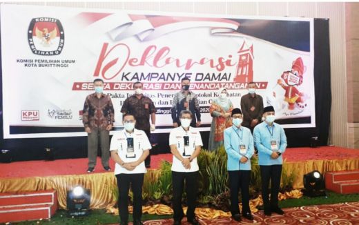 Minus Satu Paslon, KPU Bukittinggi Gelar Deklarasi Kampanye Damai