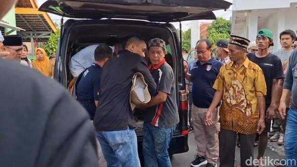 Pejabat Pemkab Purwakarta Ditemukan Tewas dengan Luka di Tubuh