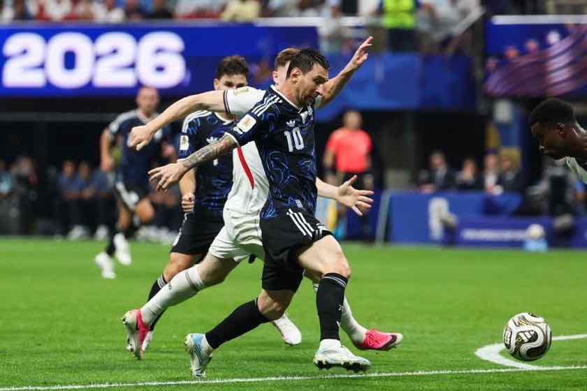Albiceleste Bangkit Usai Tertinggal, Lionel Messi Berperan Penting Hancurkan Tiga Singa