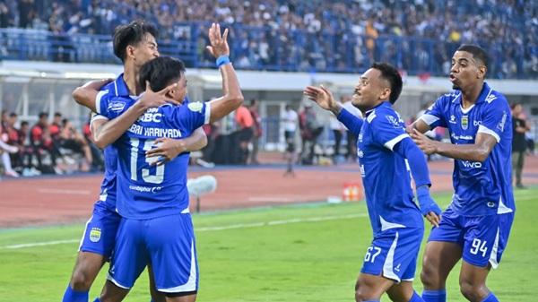 Bojan Hodak Berharap Hasil Maksimal Lawan Persijap Jepara