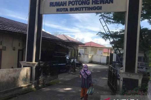 Kasus PMK Sapi di Sumbar tidak Pengaruhi Harga Daging di Kota Bukittinggi