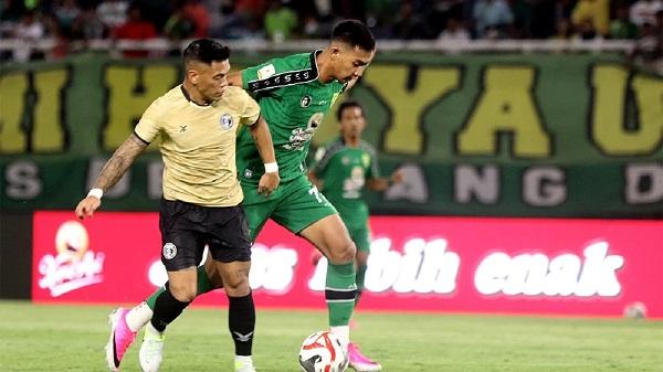 Bernando Taveres Tetap Evaluasi Penampilan Persebaya