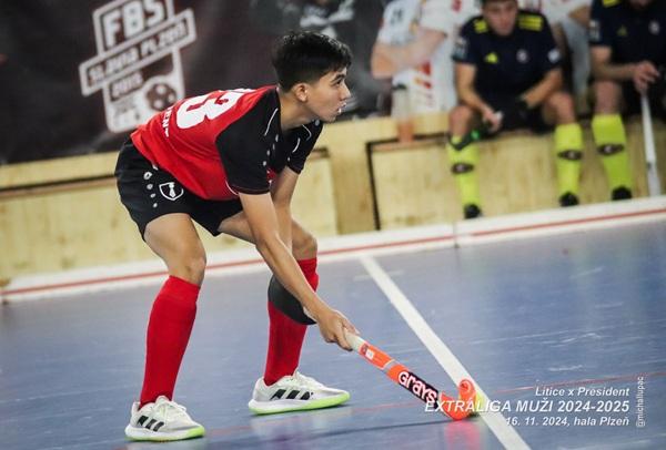 Main di Liga Hockey Polandia, Revo Rindukan Jadi ASN Kemenpora
