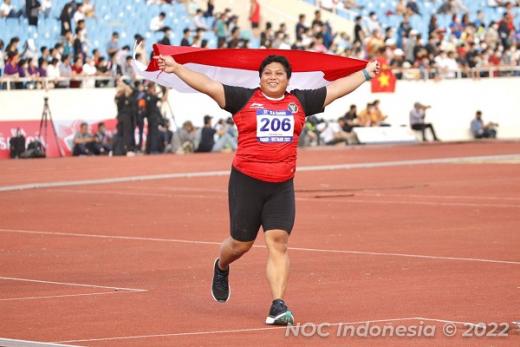 Nyaris Batal, Eki Febri Raih Emas Pertama Atletik