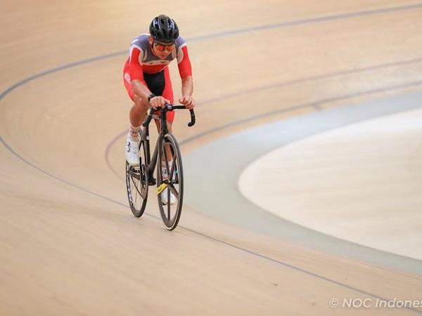 WartaPKU.com Bernard Benyamin van Aert saat