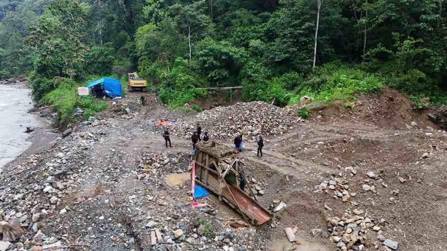 Aktivitas Tambang Tanpa Izin Terbongkar di Pasaman Barat, Ekskavator dan 8 Pelaku Disita