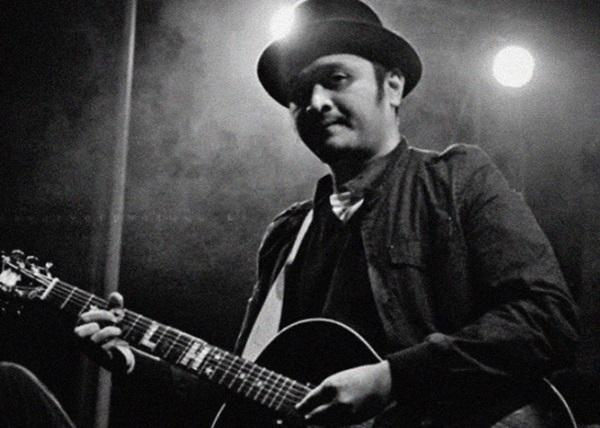 Vokalis Band SORE, Ade Paloh Meninggal Dunia