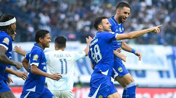 Pemain Persib Bandung Diminta Jangan Dulu Euforia