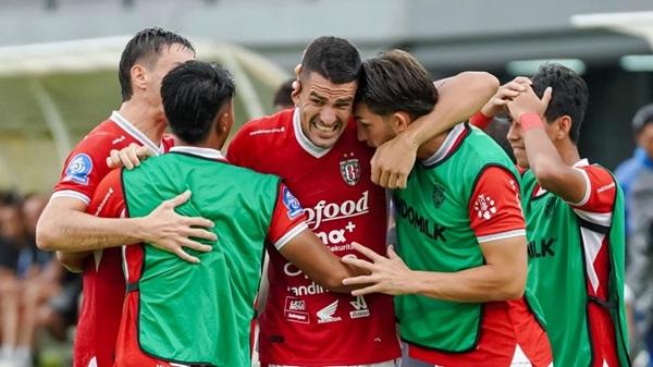 Penampilan Sensasional Boris Kopitovic