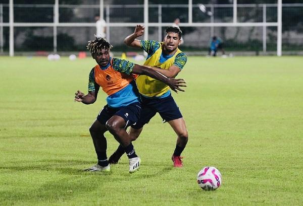Barnabas Sabor Gabung Pemusatan Latihan PSBS Biak di Bali