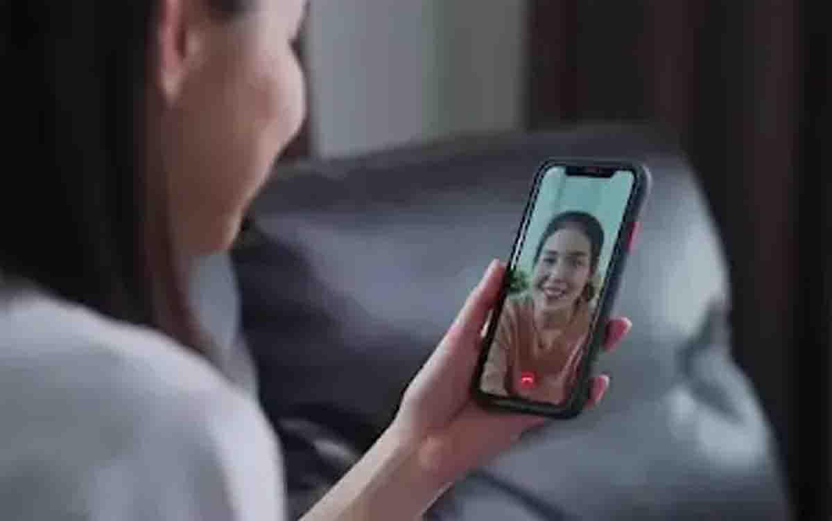 Operator Minta Keadilan, Komdigi Pertimbangkan Blokir Fitur Panggilan WhatsApp