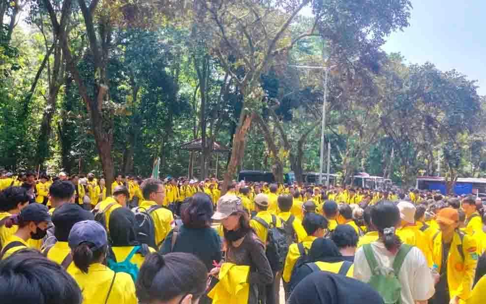 Gelar Aksi di Bundaran HI, BEM UI Pertanyakan Makna Kebebasan