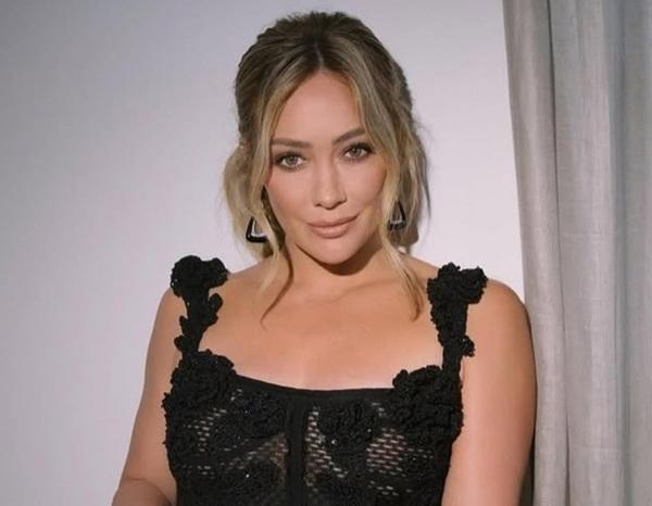 Hilary Duff Bukan Rangkaian Tur Global di London