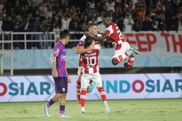 Meski Terjal, Peluang Persis Ke 4 Besar Masih Terbuka