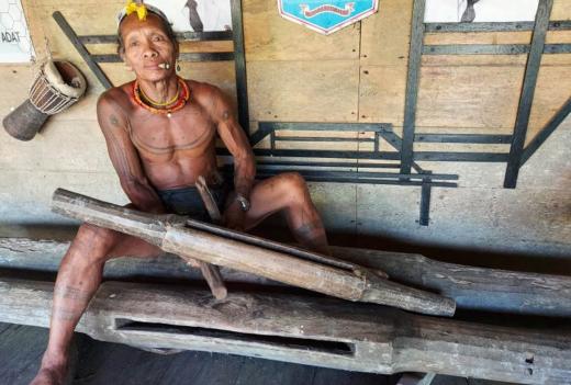 Melihat Tuddukat, Si Penyampai Kabar Warga Mentawai yang Masih Bertahan Hingga Kini