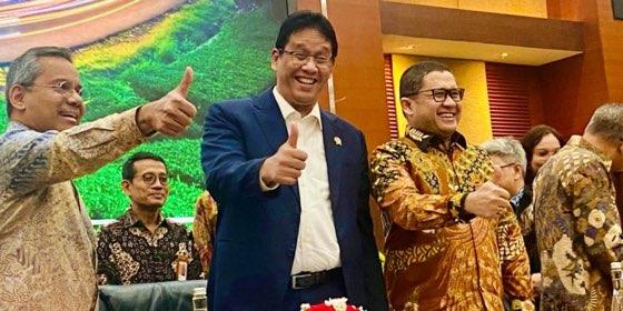 Tolak Legalkan Thrifting, Purbaya Singgung Logika Pajak pada Ganja