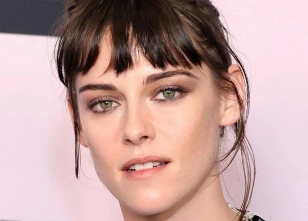 Kristen Stewart Ubah Penampilan dengan Gaya Rambut Baru