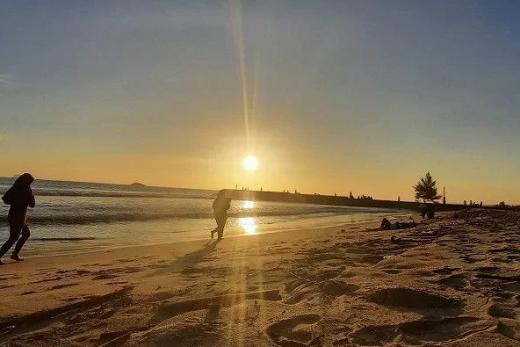 Kota Sunset Gelar Lomba Foto Matahari Terbenam Tiap Bulan