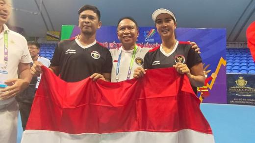 Disaksikan Menpora Amali, Christopher/Aldila Raih Emas