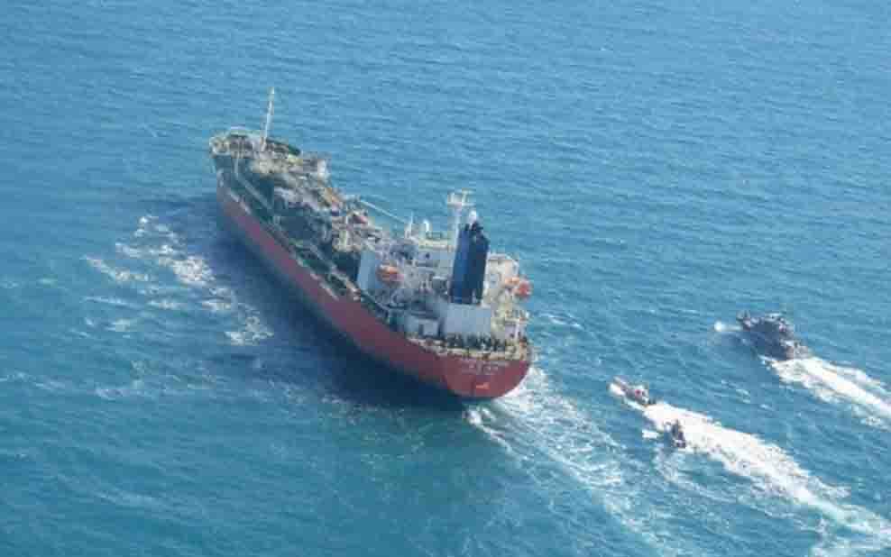 Blokade Selat Hormuz Kembali Berlaku Buntut 28 Korban Tewas di Lebanon