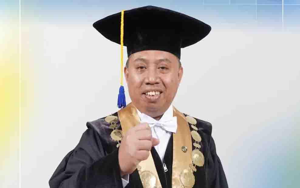 Jalani Pemeriksaan Tertutup, Rektor Unsoed Akhmad Sodiq Diamankan KPK
