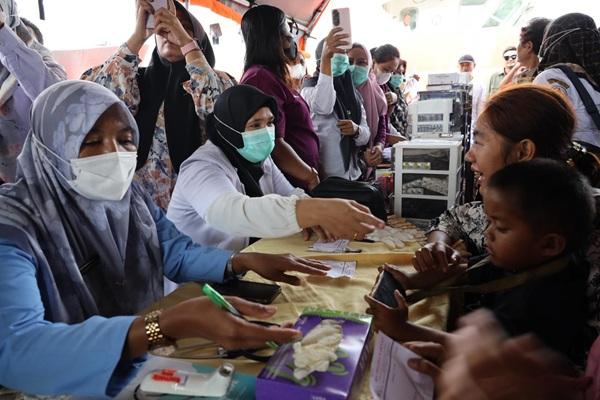 Kapal RS Apung Laksamana Malahayati PDIP Sandar di Sibolga Tapteng, Siap Layani Korban Bencana Gratis
