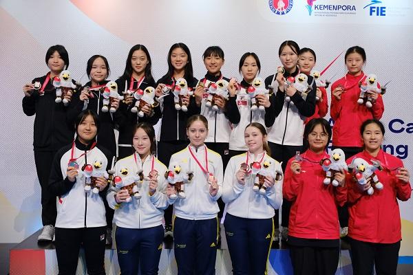 Hongkong Tetap Memimpin di Kejuaraan Anggar Kadet dan Junior Asia 2025