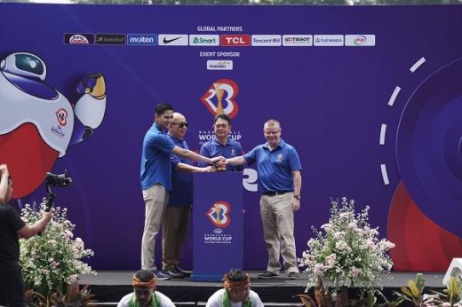 Peluncuran ‘Revamp My Court’ Dihadiri Timnas Basket Putri Indonesia