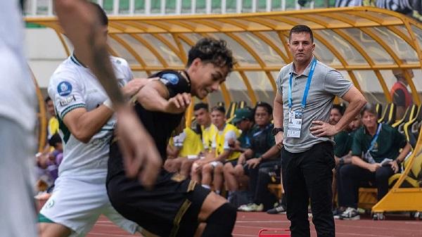Osmar Loss Tak Ingin Pemain Dewa United FC Cepat Puas