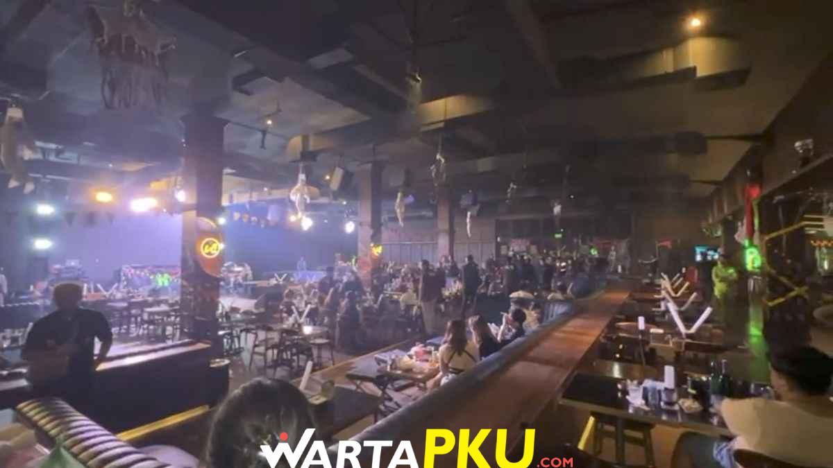Kapolresta Pekanbaru Pimpin Langsung Razia THM, Sepuluh Pengunjung Jalani Tes Urine Mendadak
