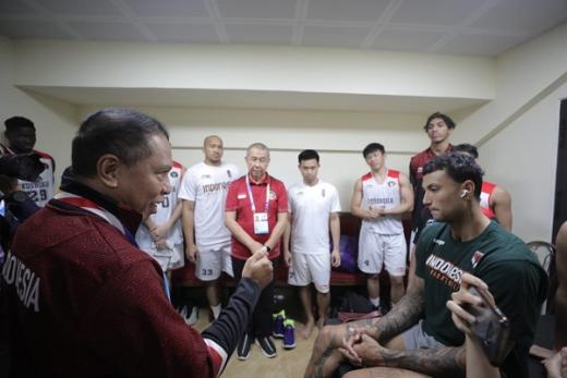 Ada Motivasi Menpora Amali di Balik Kesuksesan Timnas Basket Cetak Sejarah
