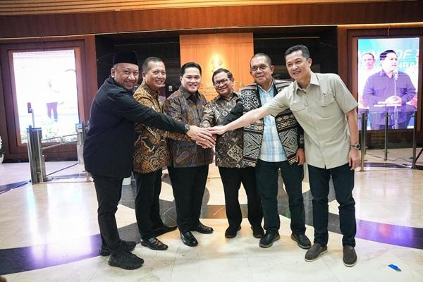 Menpora Erick Serahkan SK Tuan Rumah PON XXII Tahun 2028 Kepada DKI Jakarta, NTT dan NTB