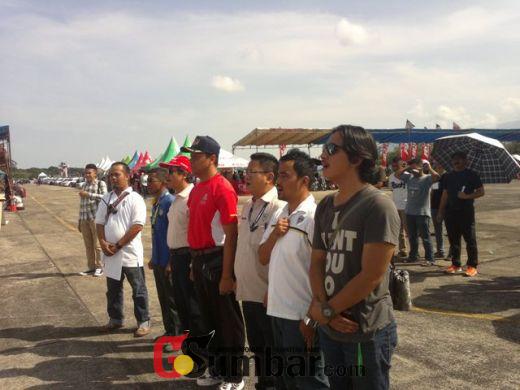 Perebutkan Piala Menpora RI dan Hadiah Citilink, Kejurnas Drag Race Putaran II di Padang Dibuka Gubernur Sumbar