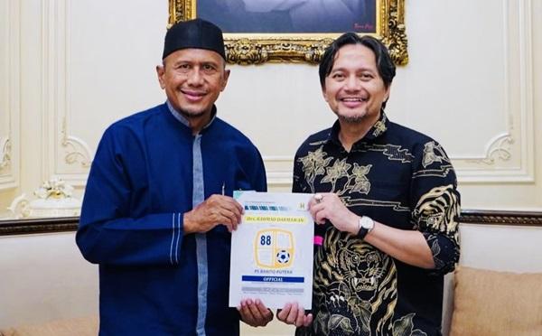Barito Putera Perpanjang Kontrak Rahmad Darmawan