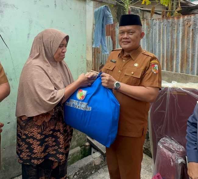 Rumah Hangus Terbakar di Senapelan, Pemkot Pekanbaru Salurkan Bantuan Darurat untuk Korban