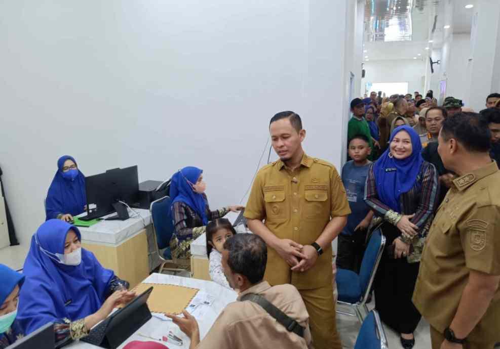 Kasus ISPA Melonjak Akibat Kabut Asap Karhutla, Pemkot Pekanbaru Siagakan 21 Puskesmas