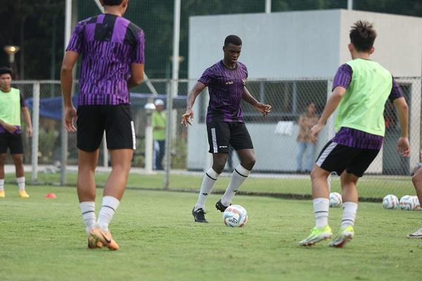 Indra Sjafri Cari Komposisi Terbaik Timnas U 20 Indonesia di Turnamen Toulon Cup 2024