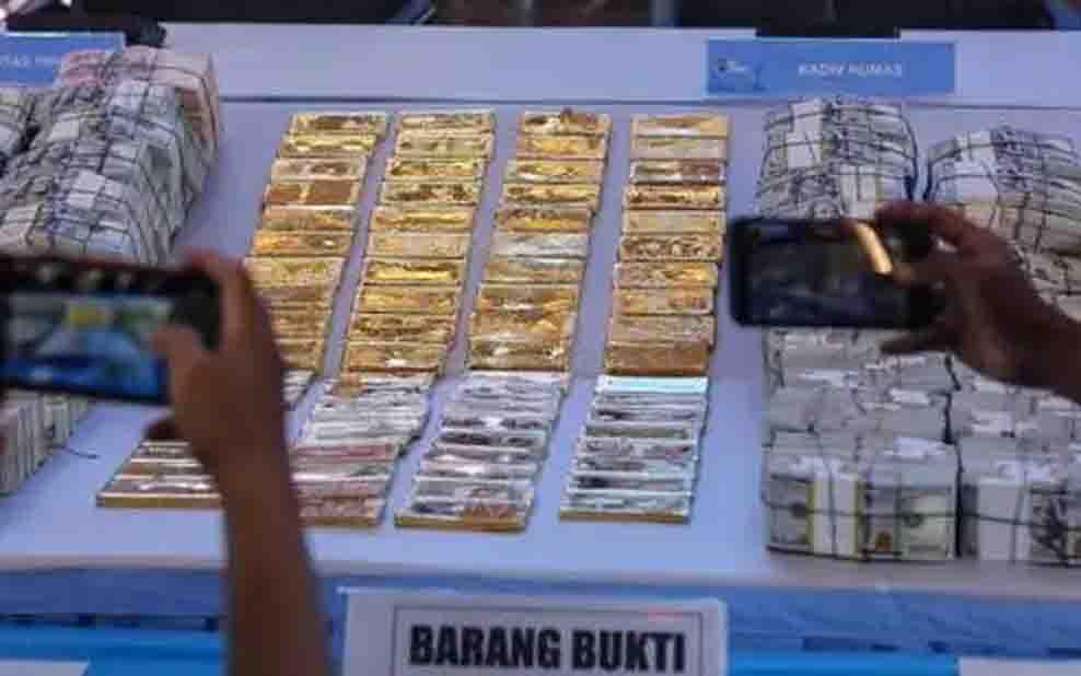 Bantah Aset Milik Eks Jampidsus Febrie, Pemilik Sah Emas 74 Kg Lawan Kejagung