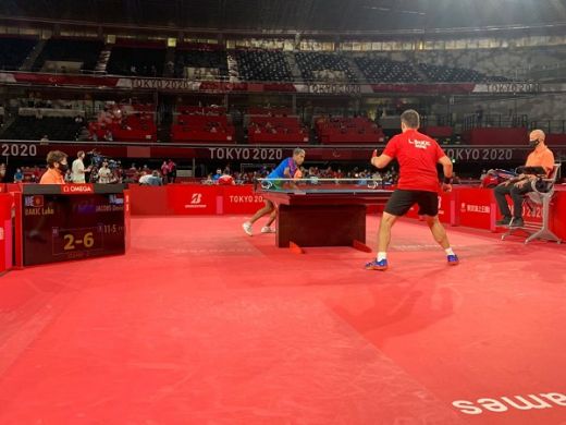 Langkah Awal Bagus David Jacobs, Komet dan Adyos Kalah