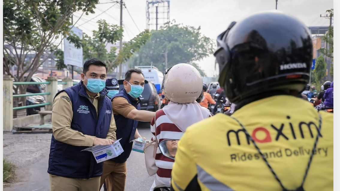 Kabut Asap Kepung Pekanbaru, Pemkot Siagakan 200 Ribu Masker untuk Warga