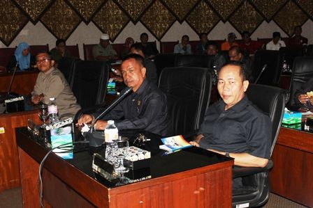 Akhirnya DPRD Padang Bahas Ranperda Inisiatif