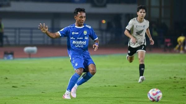 Persib Bandung Kehilangan Robi Darwis