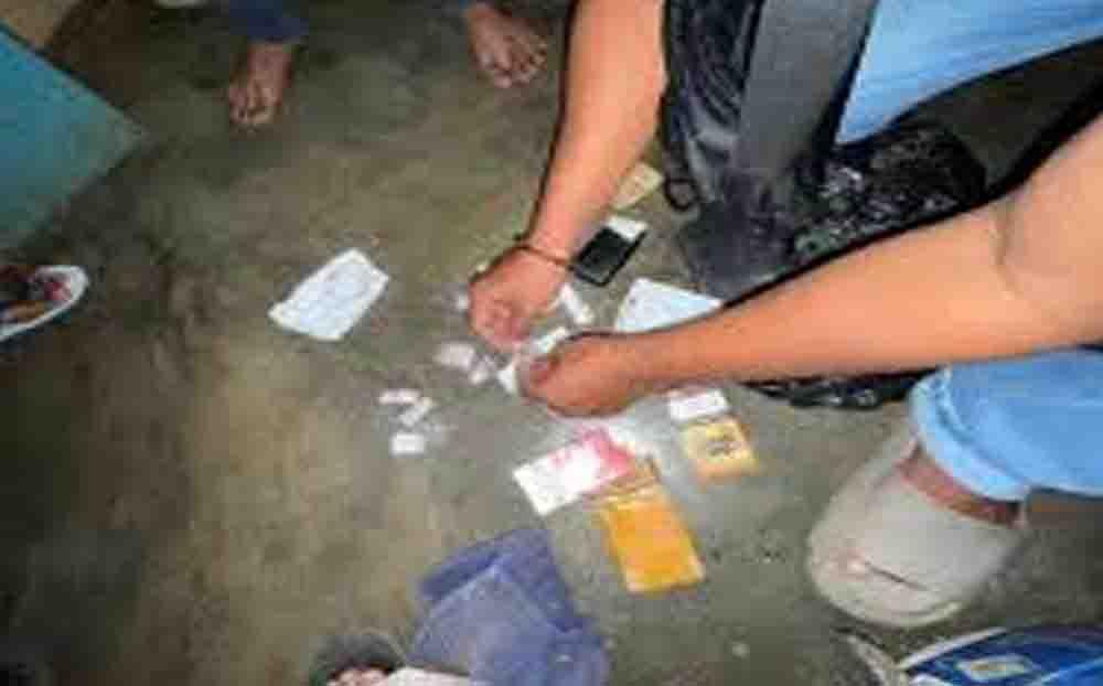 Terperangkap di Kamar, Pemuda Padang Diciduk Bersama 788 Pil Ekstasi