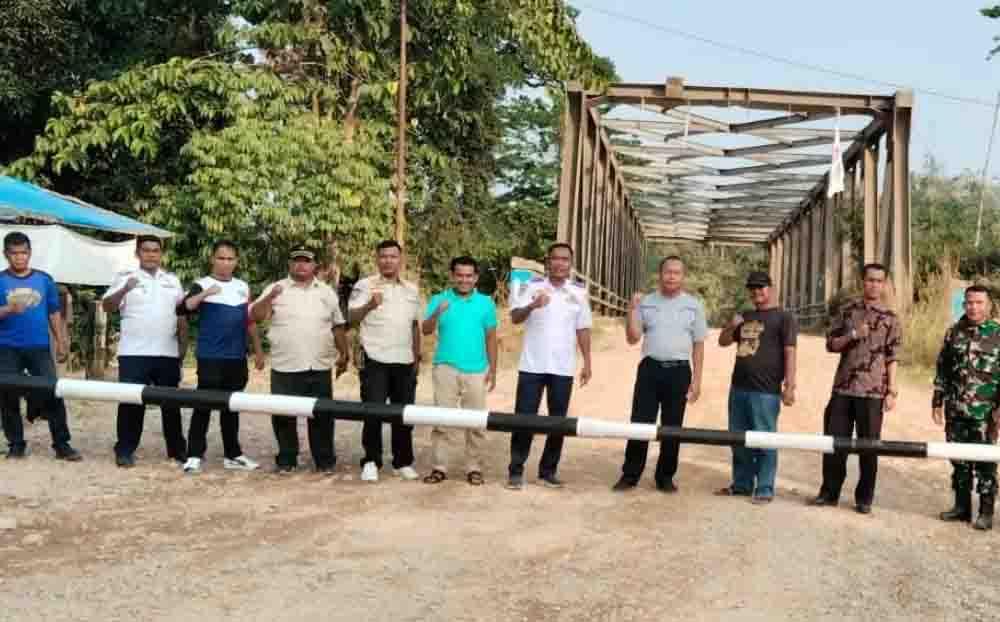 Portal Jalan Dipasang, Dharmasraya Perangi Truk ODOL Demi Akses Aman