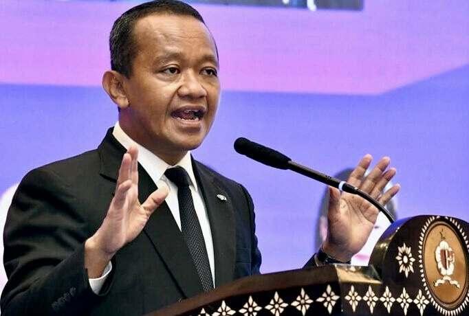 Tawarkan 7 PLTS, Bahlil: Kalau Swasta Tidak Mau, Danantara yang Ambil Alih