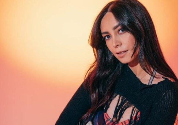 LØLØ Rilis Lagu Terbaru Poser