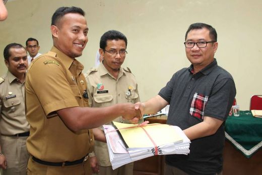 Pemkot Padang Panjang Serahkan SPPT PBB P2 Pembayaran PBB, Jatuh Temponya 31 Oktober 2016
