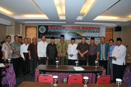 Baznas Sumbar Raker, Gubernur: Zakat Itu Wajib dan Membersihkan Harta!