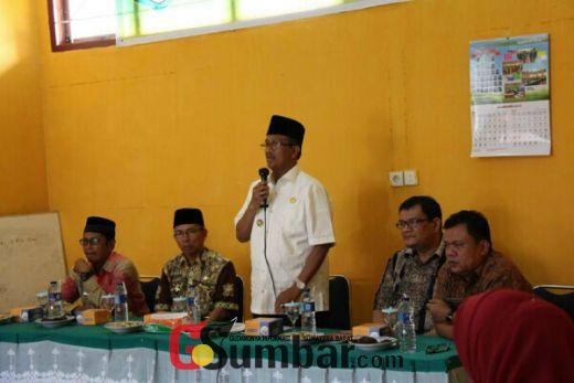 Korban Kebakaran di Talang Babungo Kabupaten Solok Terima Bantuan