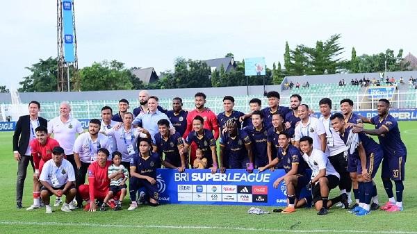Tepis Rumor Kepindahan, Paul Munster Masih Tetap di Bhayangkara
